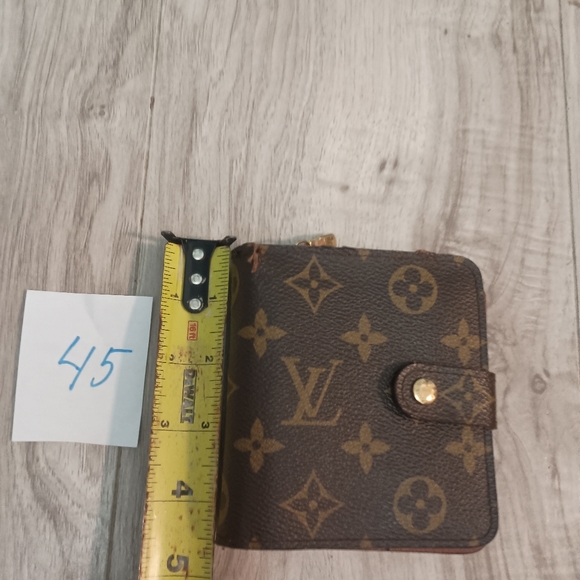 LOUIS VUITTON LV Monogram Canvas Leather Zippy Clutch Compact Wallet - Picture 13 of 13